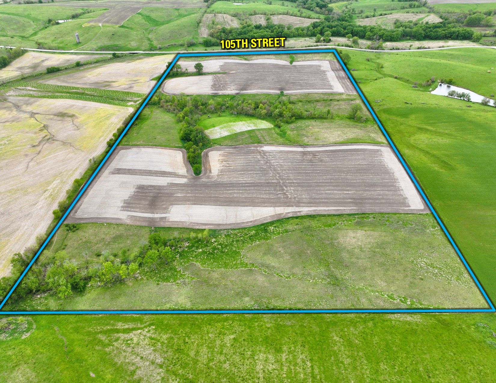 Listing Photo: Drone Outline E
